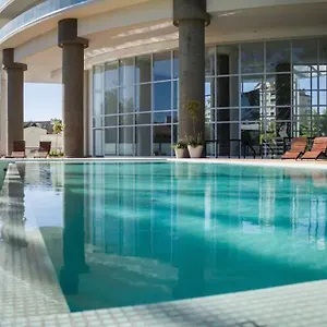 Excelente Depto Torre Leloir Apartamento