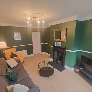 Modern 4 Bedroom Townhouse In City Centre Dublín
